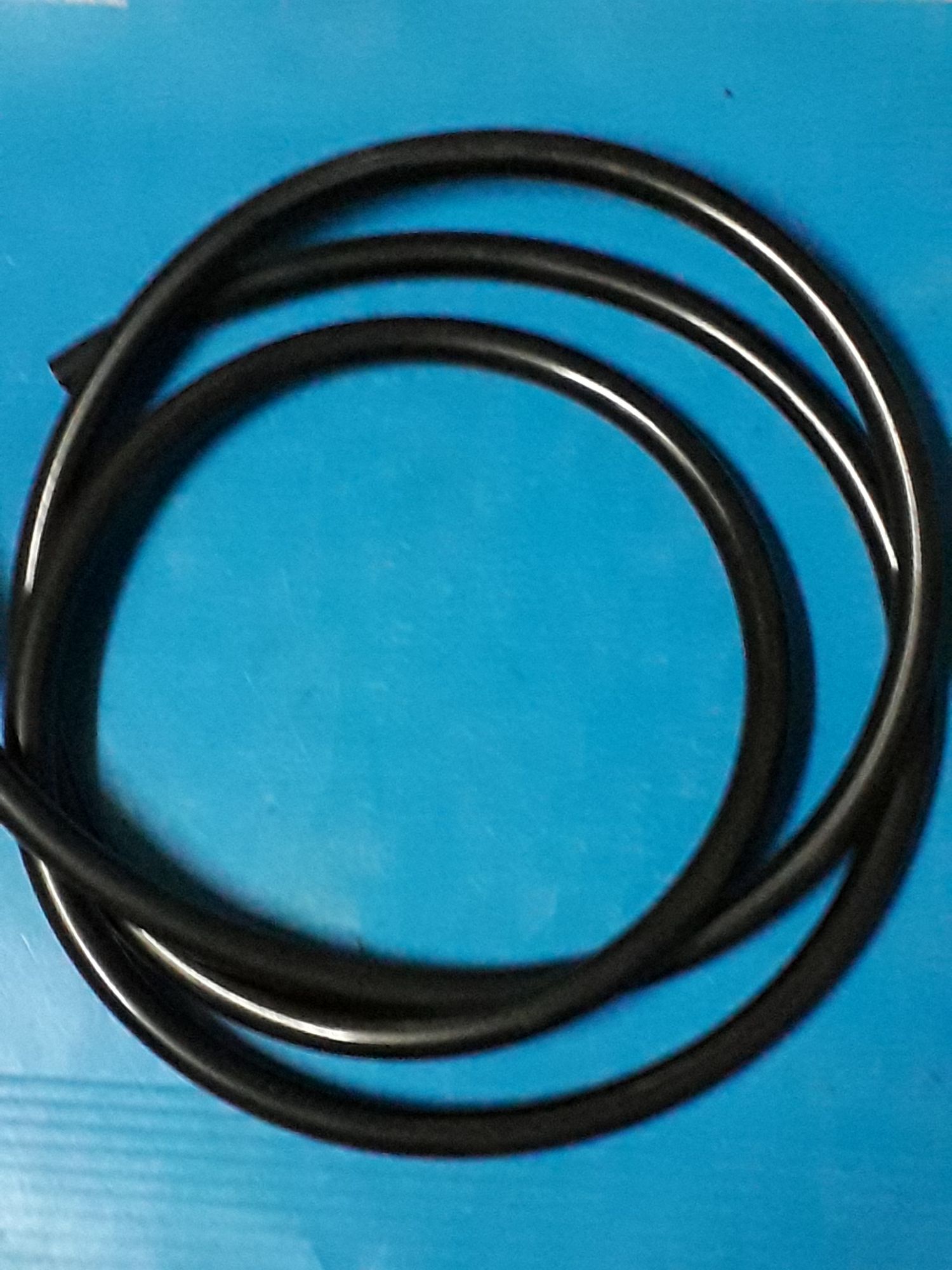ỐNG XĂNG ĐEN 1 MÉT DẺO