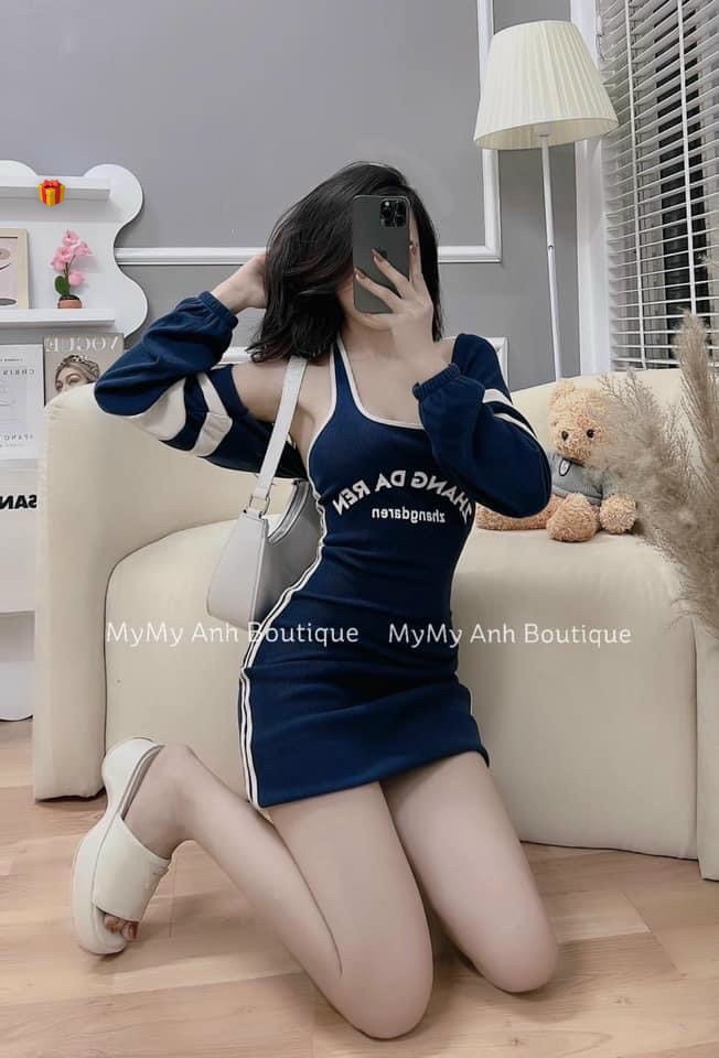 Sét đầm 2 dây viền màu in chữ trước ngực 2 sọc đứng bên phối áo khoác thom cực hot , chất thun gân dày dặn