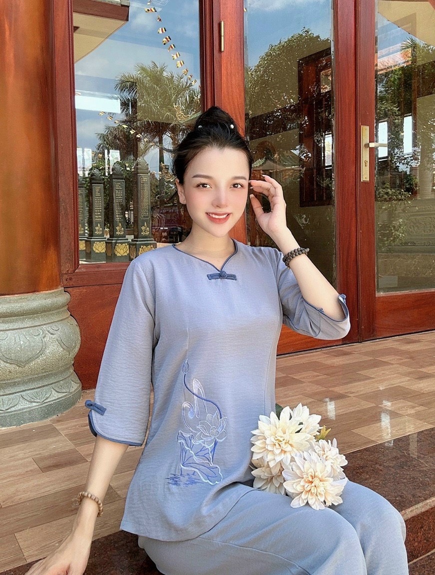 đồ lam đi chùa - mẫu cổ là trầu ( vãi đũi )