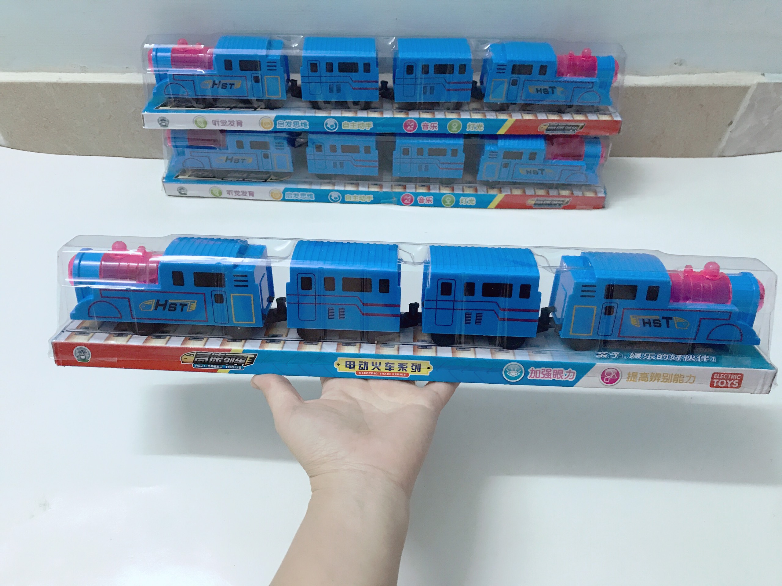 🚙ĐOÀN TÀU XE LỬA DÙNG PIN, CÓ NHẠC ĐÈN 🚙