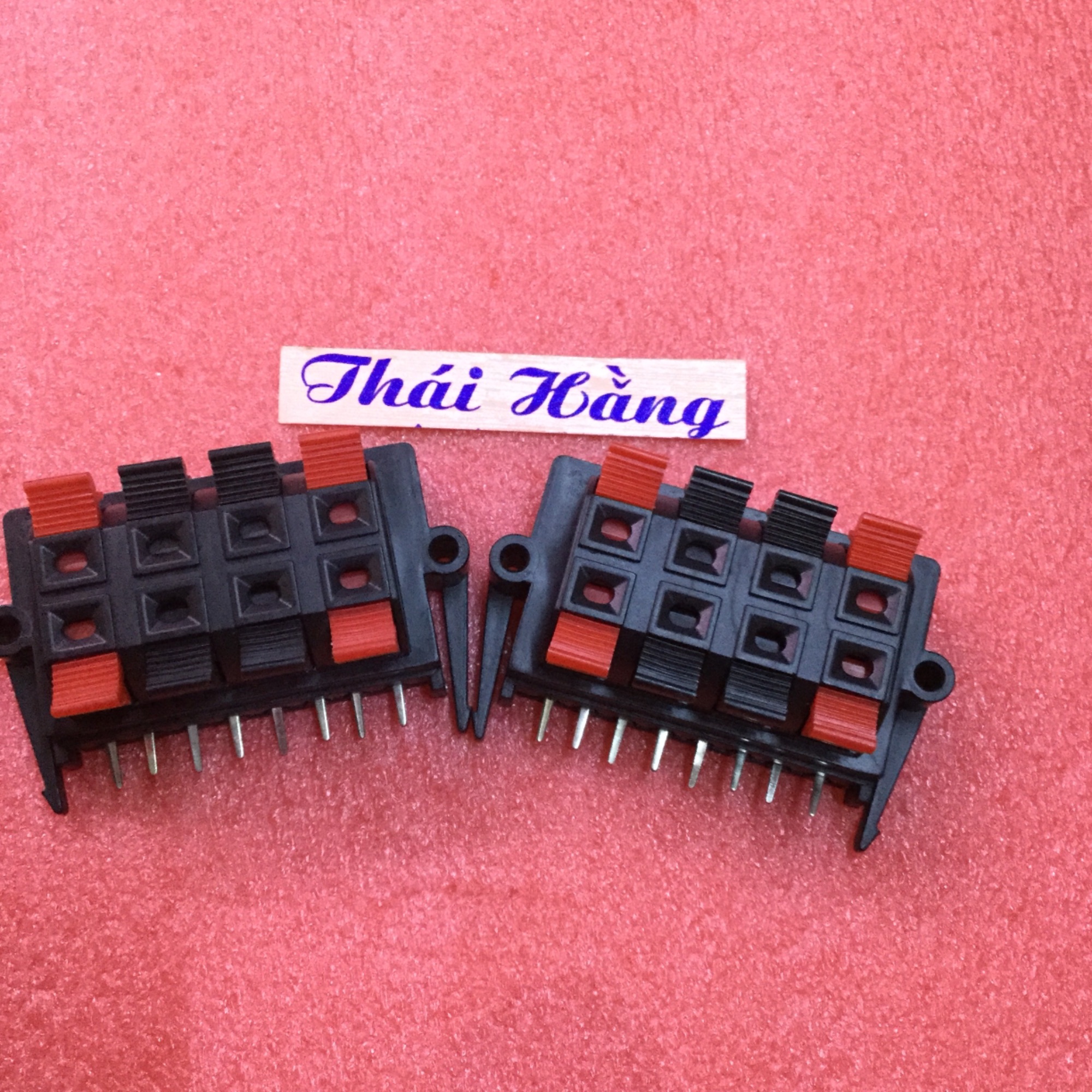 Trạm loa 8 chân WP8-2 giá 2 chiếc