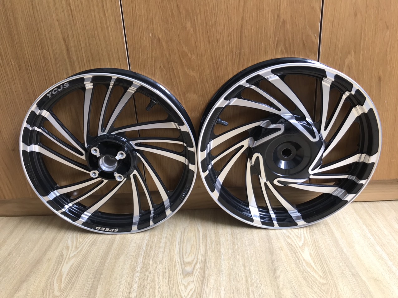 Mâm vành đúc lốc xoáy airblade 2008 2019 vision các đời gắn zin theo xe không chế cháo