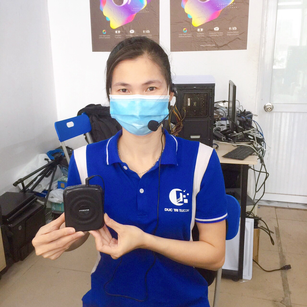 Máy trợ giảng Unizone  UZ-9088s
