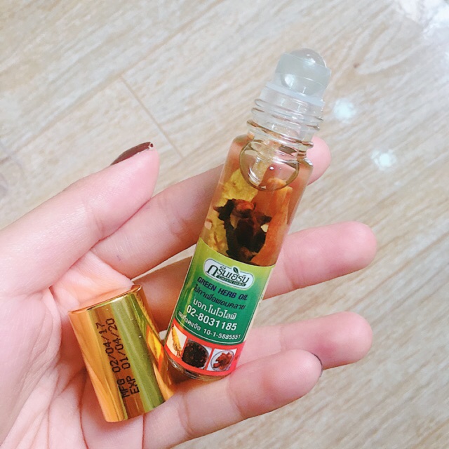 Dầu Lăn Ngâm Sâm GREENHERB Nóng và Thơm