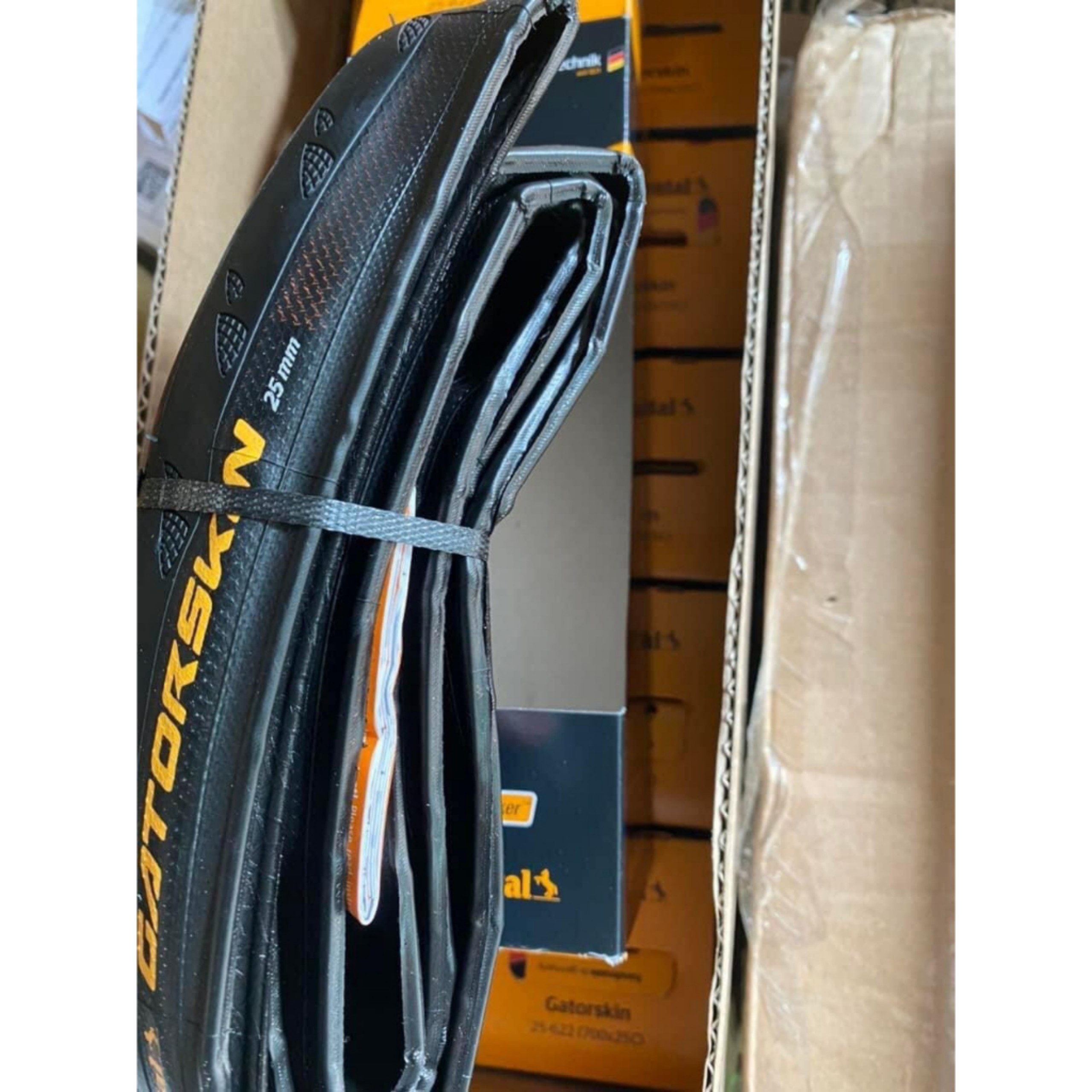 VỎ BÁNH XE ĐẠP CONTINENTAL GATORSKIN