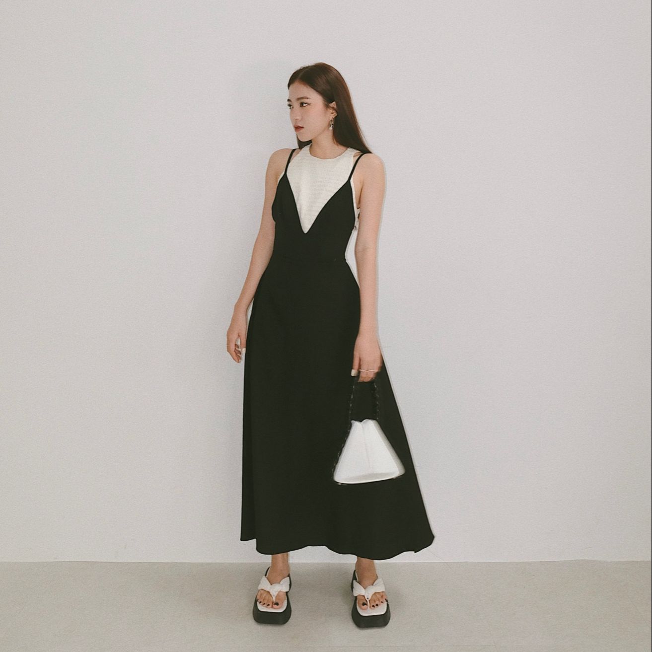INTO.EIGHT | Đầm dây phối yếm INTO.EIGHT thiết kế (Lady Dress)