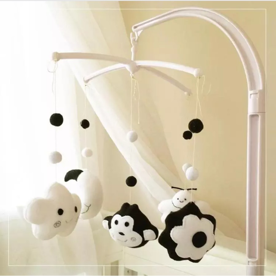 Treo nôi đen trắng dành cho bé sơ sinh { MIỄN PHÍ THÊU TÊN CHO BÉ }