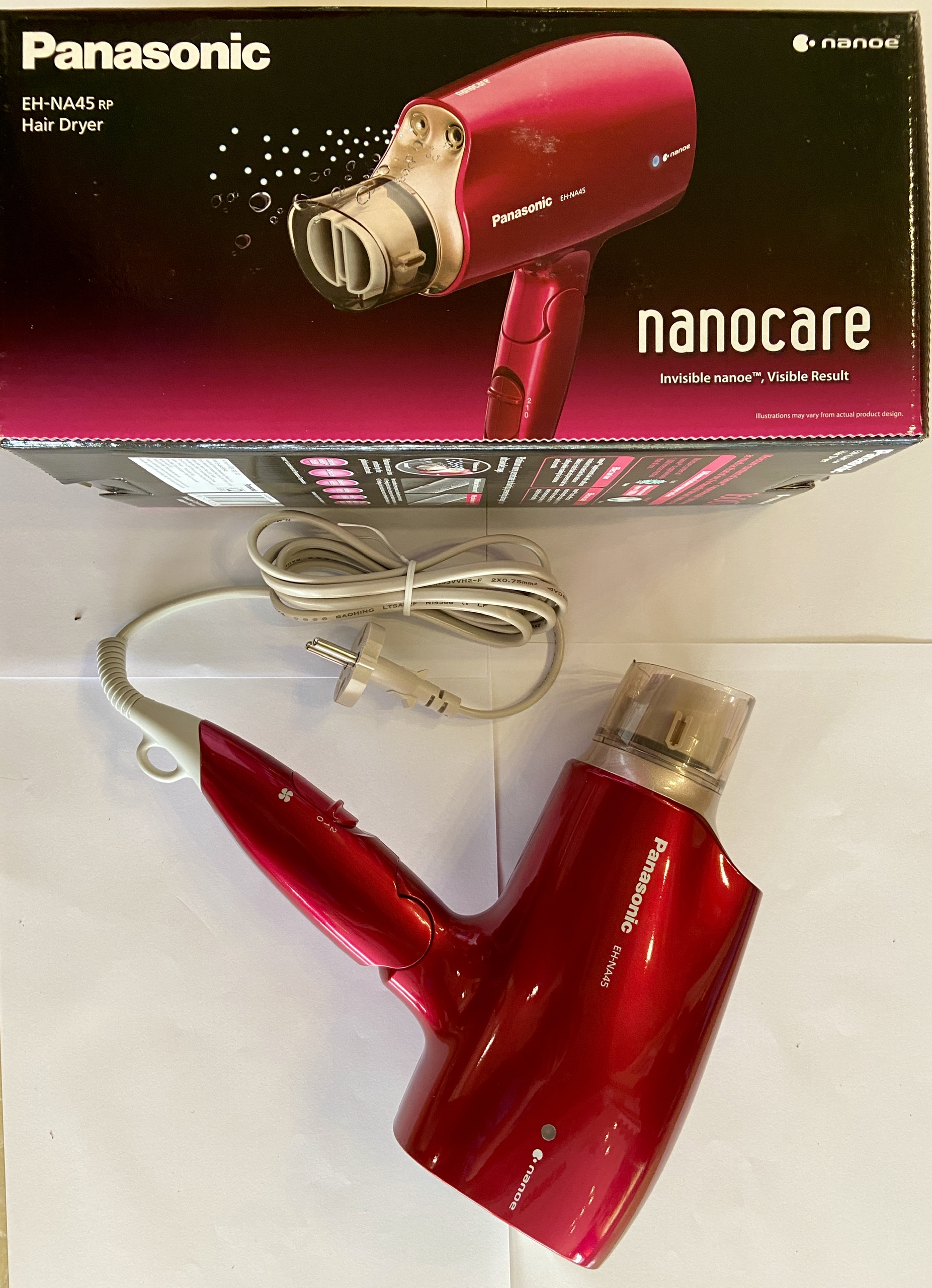 Máy sấy tóc Nanoe Panasonic EH-NA45RP645