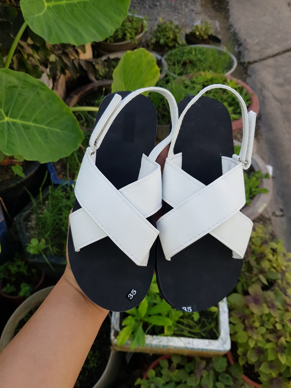 xăng đan nữ đế đen quai trắng đủ màu đủ size
