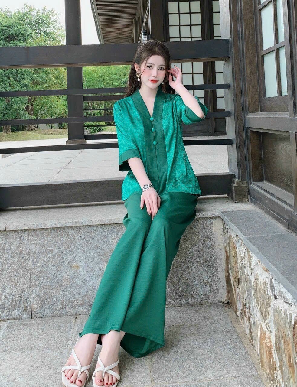 Bộ bà lai lụa phối gấm