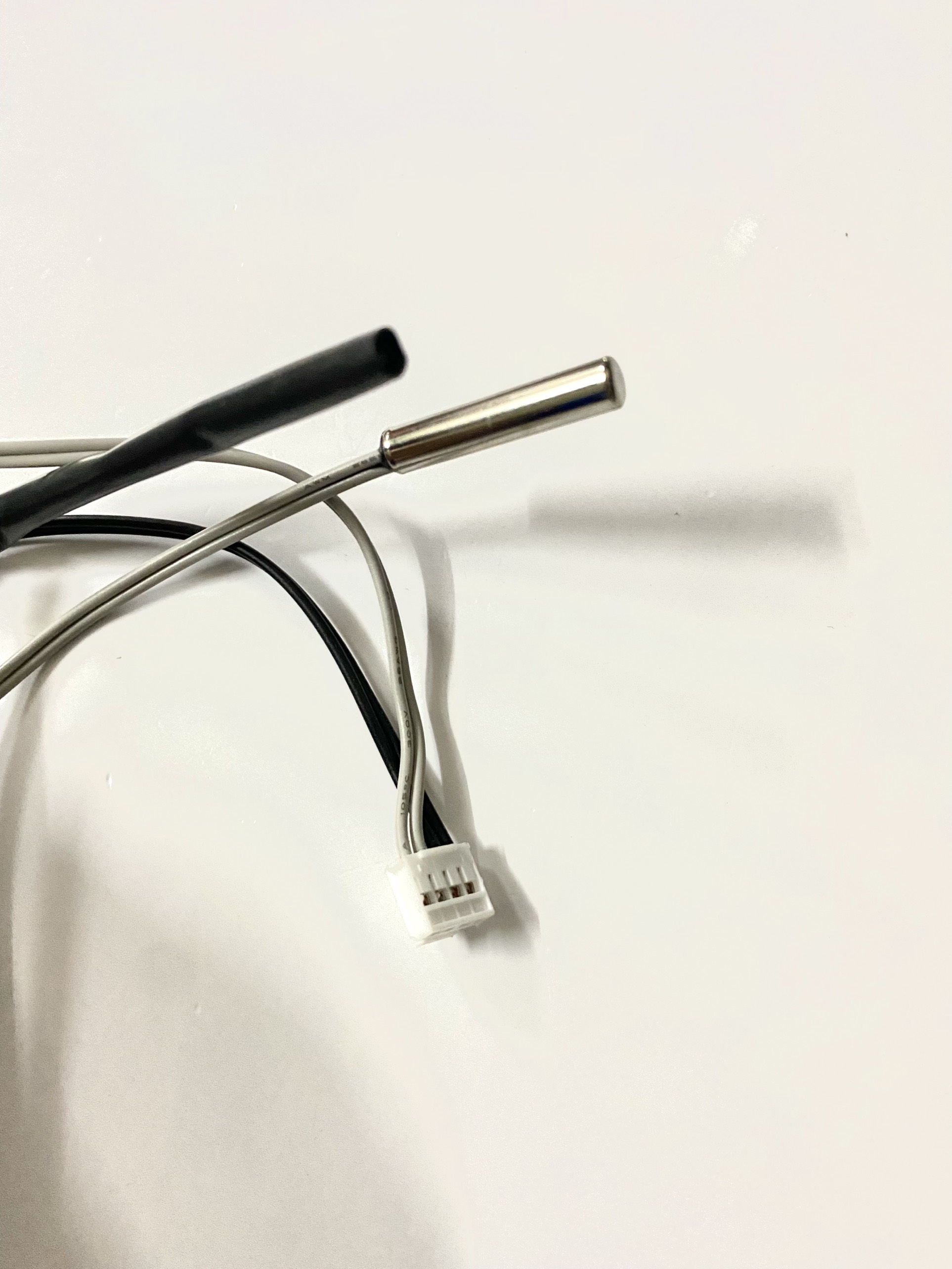Sensor đôi cảm biến nhiệt độ máy lạnh LG 4+8K