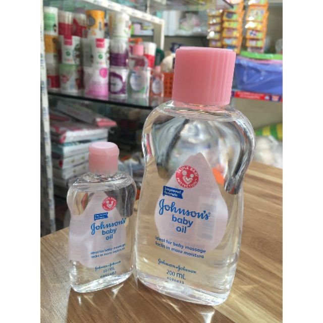 Tinh Dầu Massage Johnson Baby cho bé