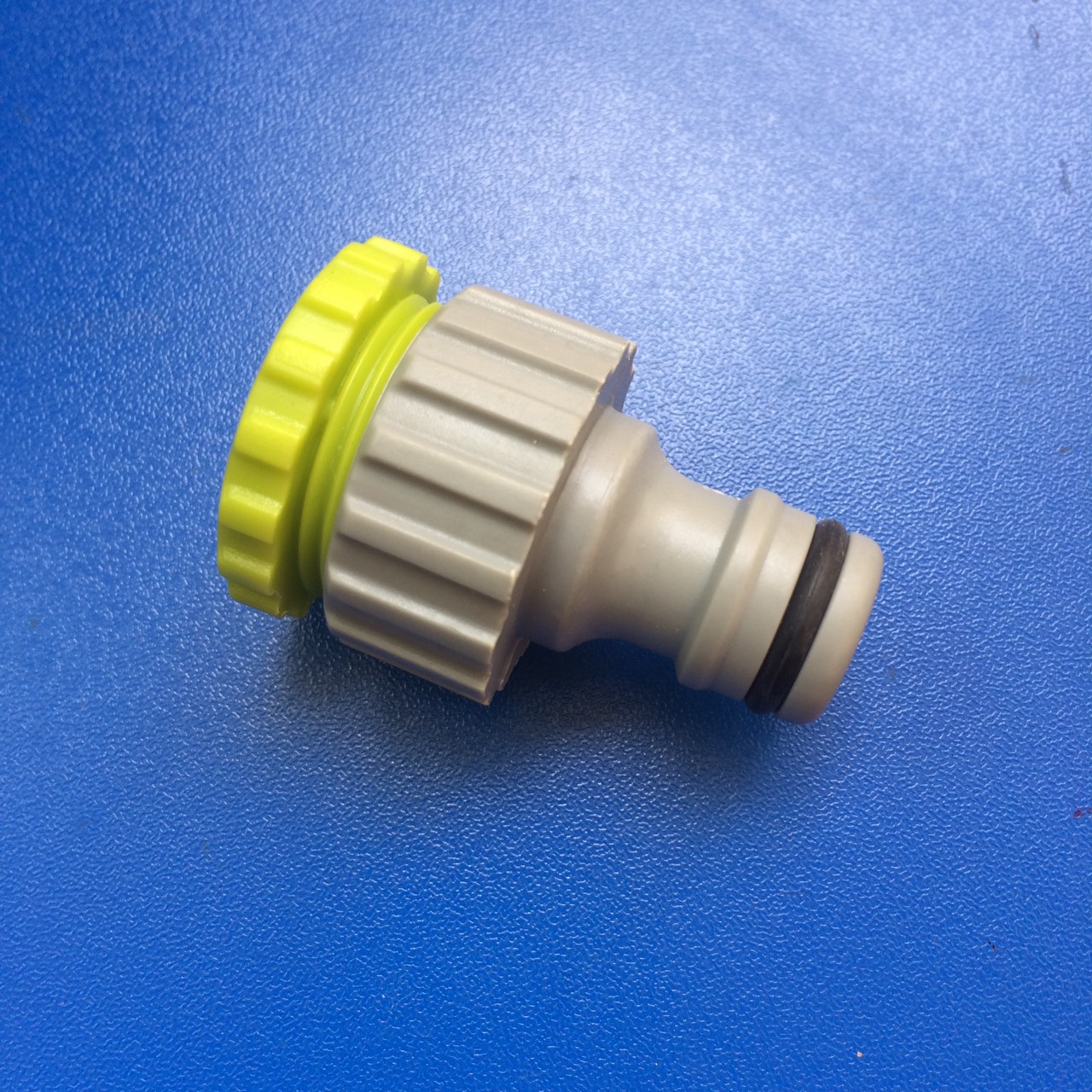 [1 PCs] 20mm internal thread tap fittings or 25mm thread to quick coupler-th390