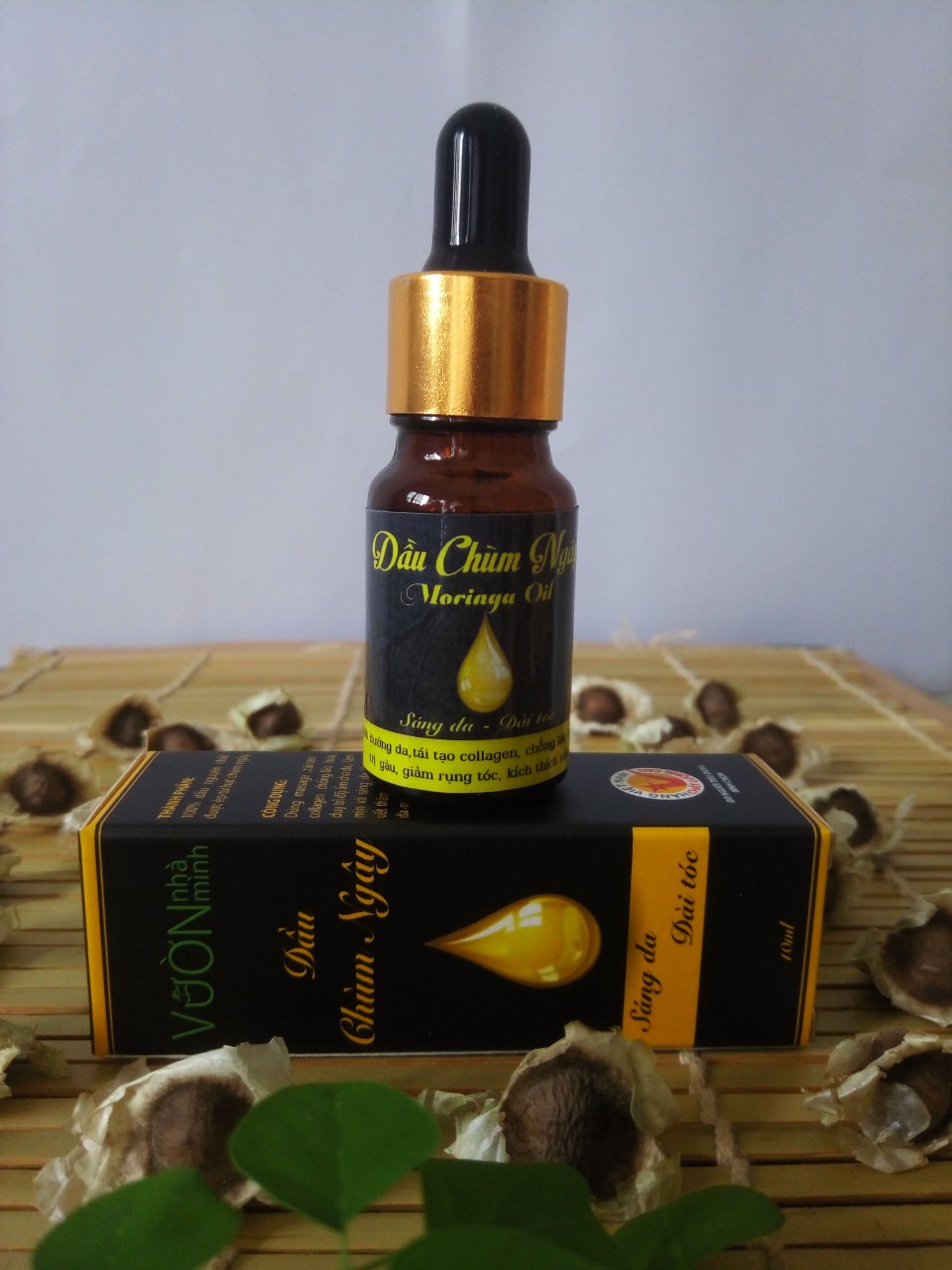 Dầu chùm ngây Vườn Nhà Mình 10ml