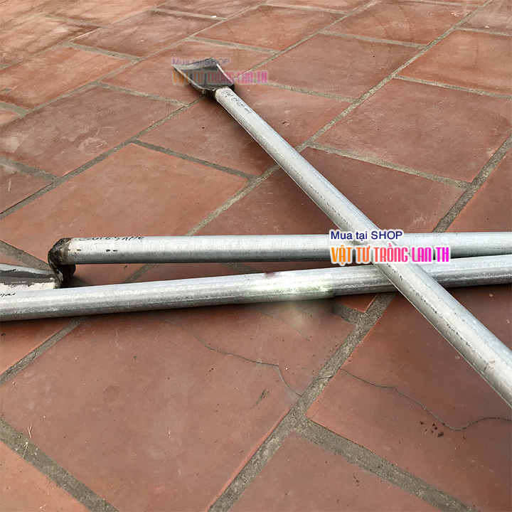 Thuổng lưỡi cong cán dài 110cm chắc chắn