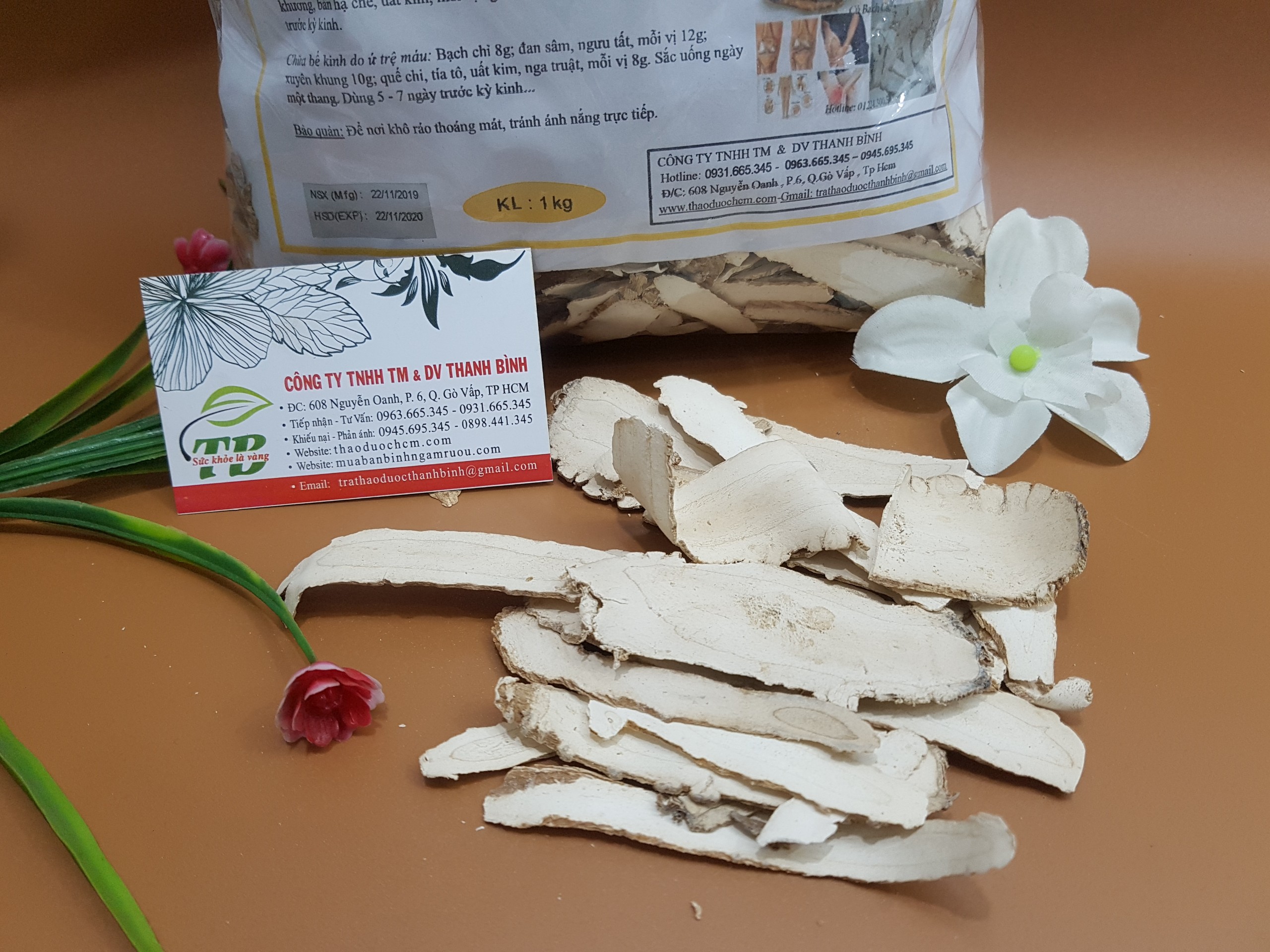 Củ Bạch Chỉ Khô 1KG - Đông Y Thanh Bình