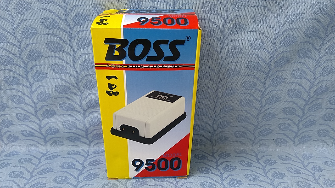 Máy sủi khí oxy 2 vòi BOSS 9500 dùng cho hồ cá.