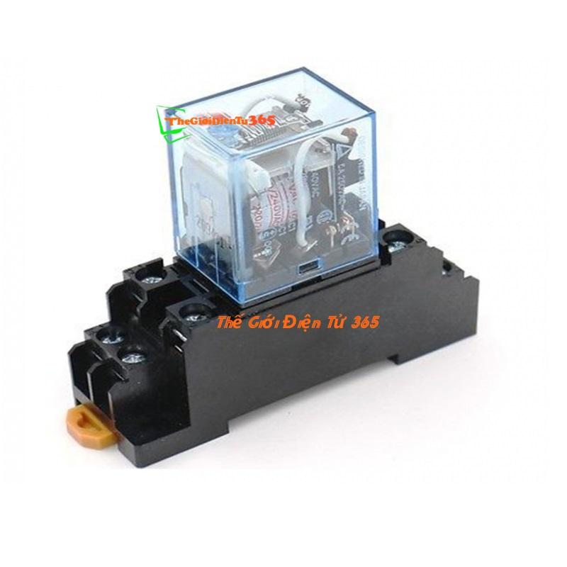 RELAY TRUNG GIAN OMRON 220V 10A 8 CHÂN KÈM ĐẾ VẶN ỐC
