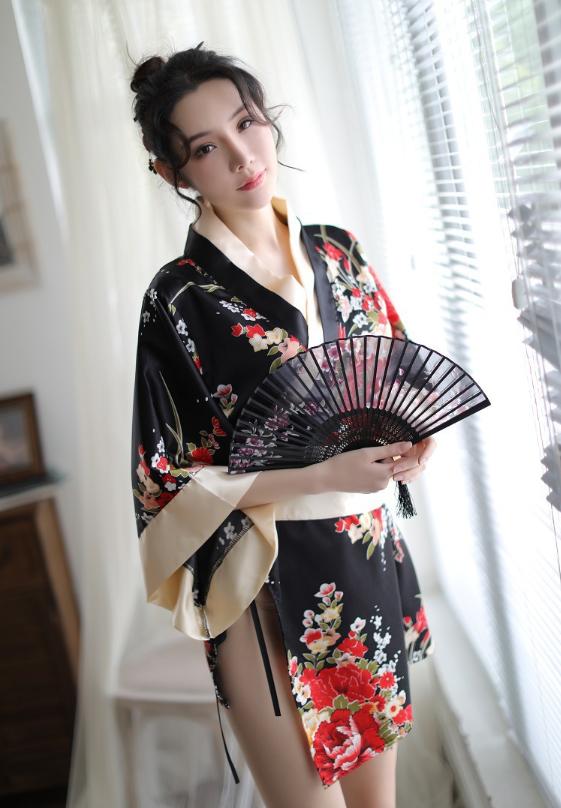 ĐẦM NGỦ KIỂU DÁNG KIMONO, PHONG CÁCH NHẬT BẢN