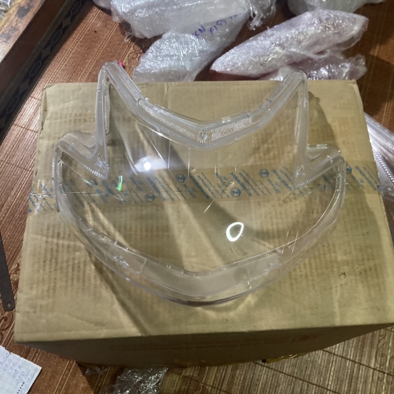 kính pha đèn air blade đời đầu
