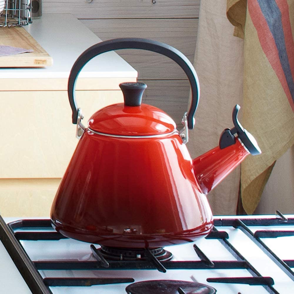 ẤM ĐUN NƯỚC LE CREUSET KONE 1.6LÍT