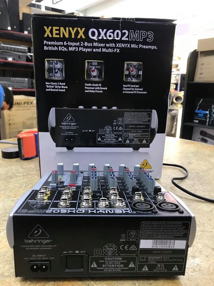 BÀN MIXER BEHRINGER QX602MP3