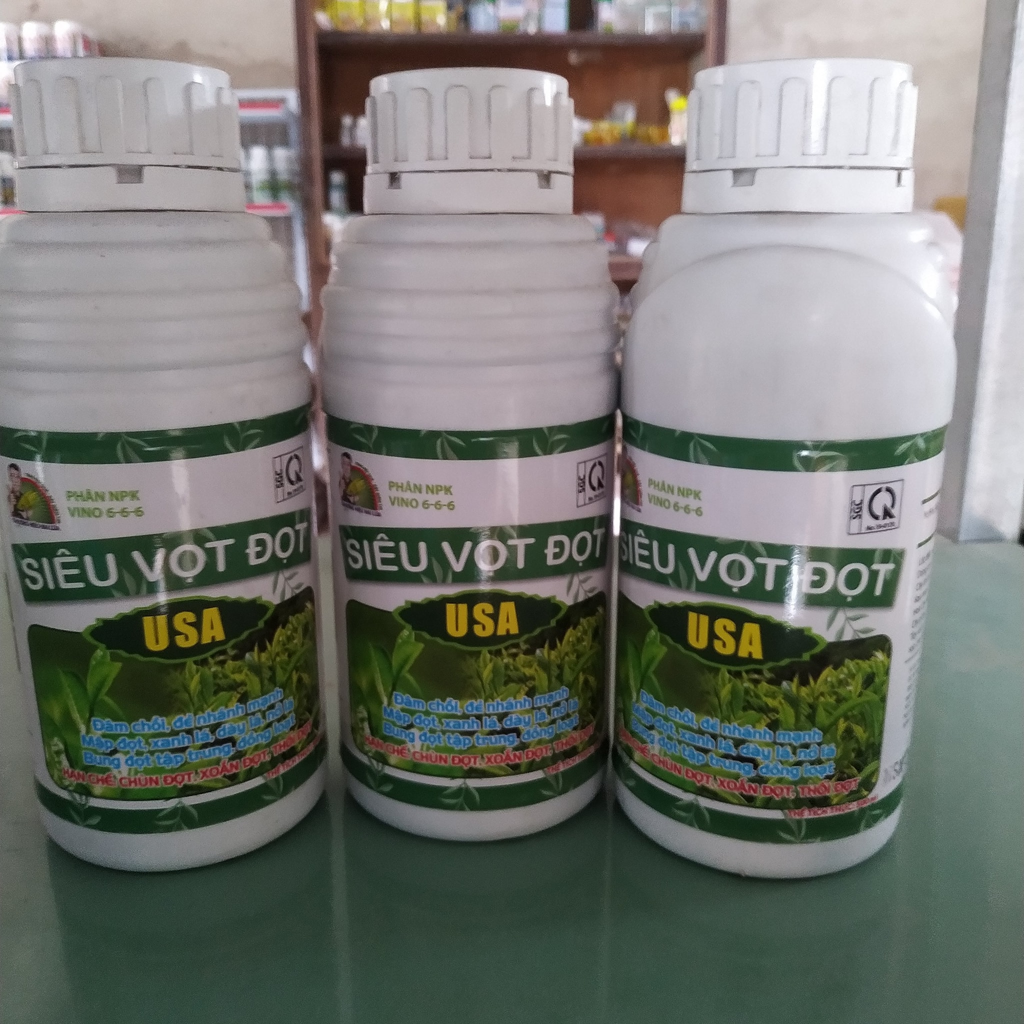 Phân bón Siêu vọt đọt USA