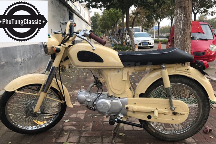 Miếng dán cao su ốp bình xăng loại bé (1 đôi)