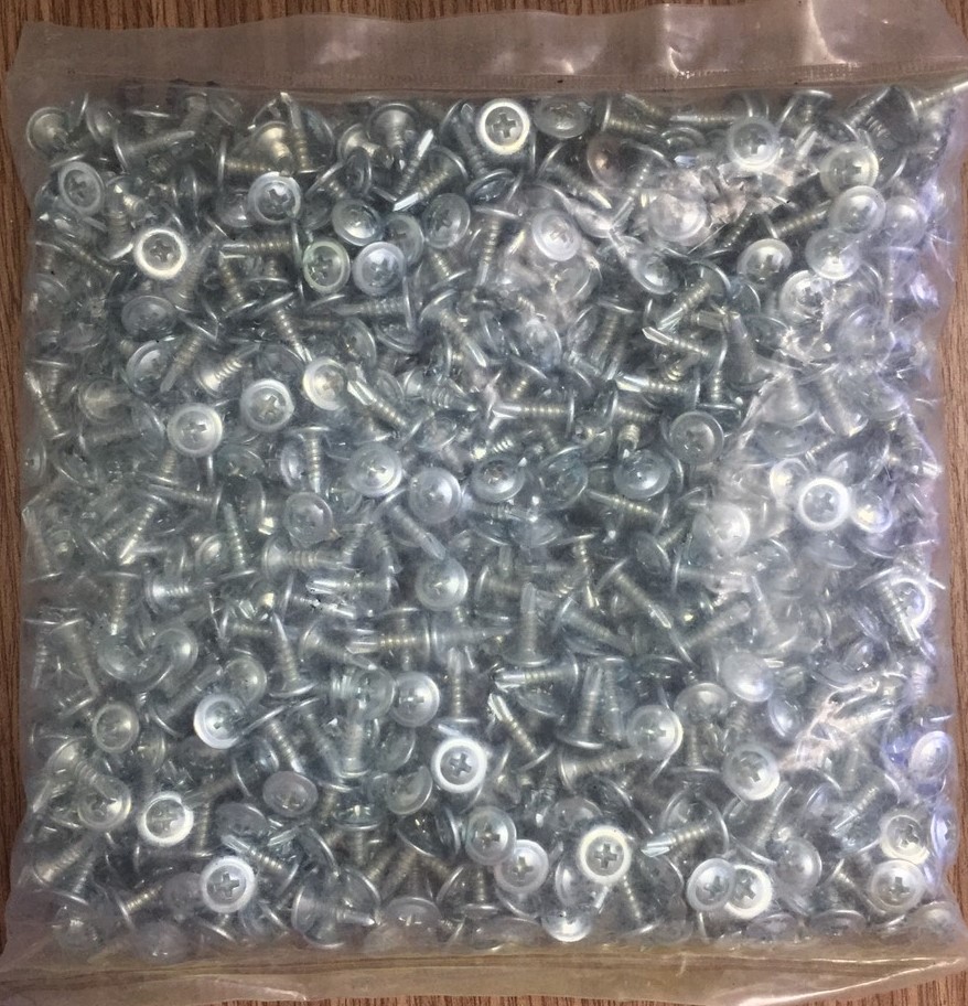 1 BỊCH VÍT ĐUÔI CÁ 1.9 cm TYC ĐẦU DÙ M.E HOÀNG KHANG