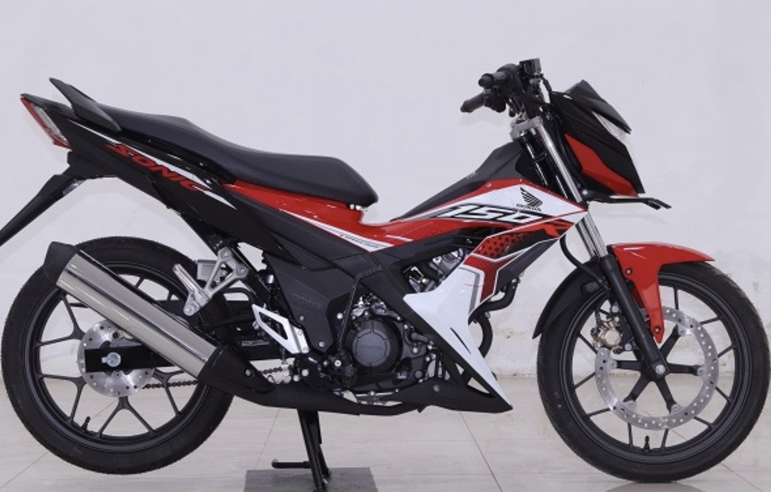 Tem rời sonic 150 trắng đỏ đen mới
