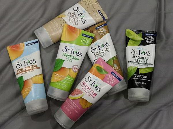 Sữa rửa mặt tẩy da chết ST IVES Mỹ