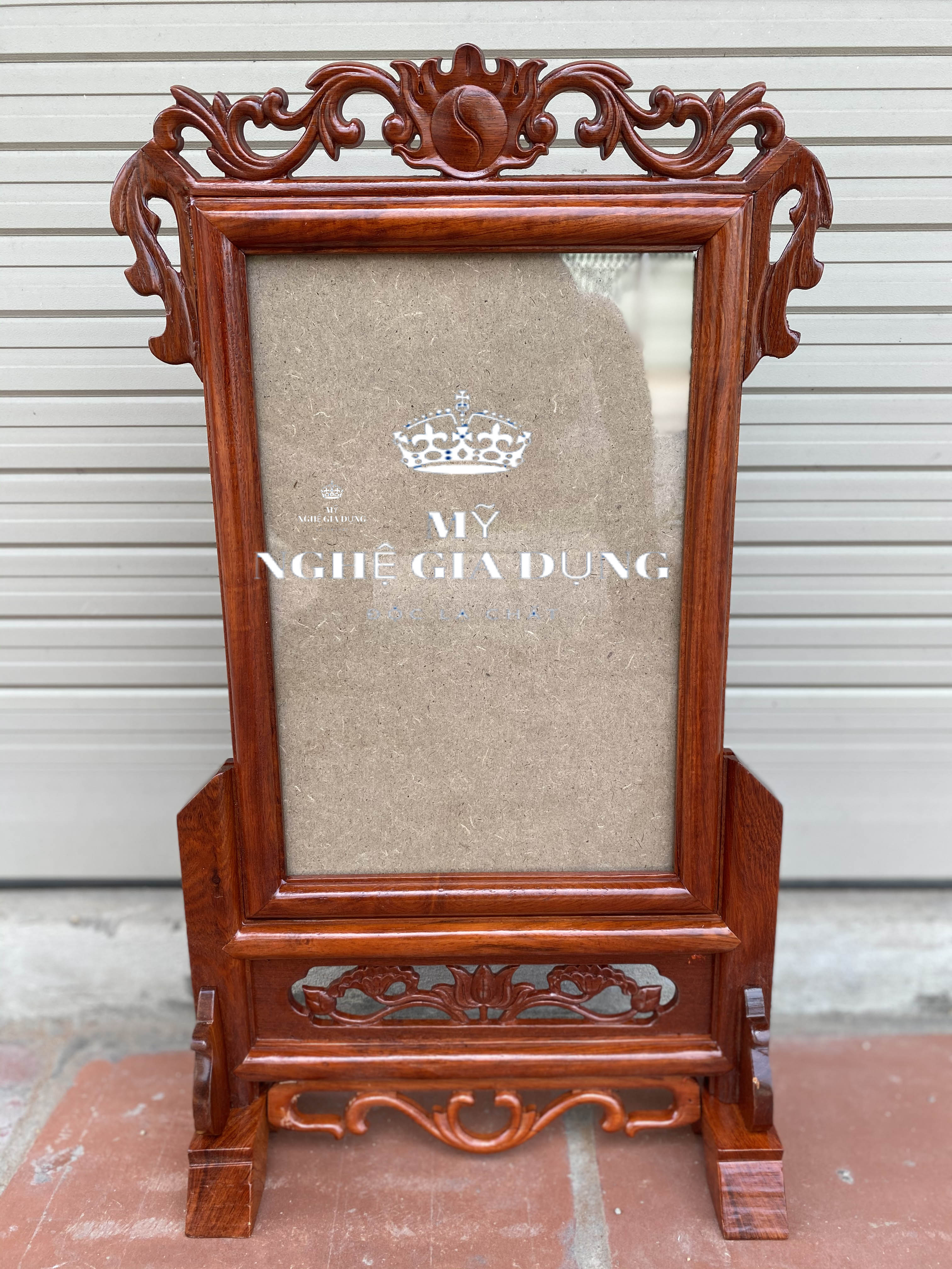 Khung ảnh thờ đơn hoa lá tây-gỗ hương khung hình 1 ảnh thờ 5 cỡ ảnh