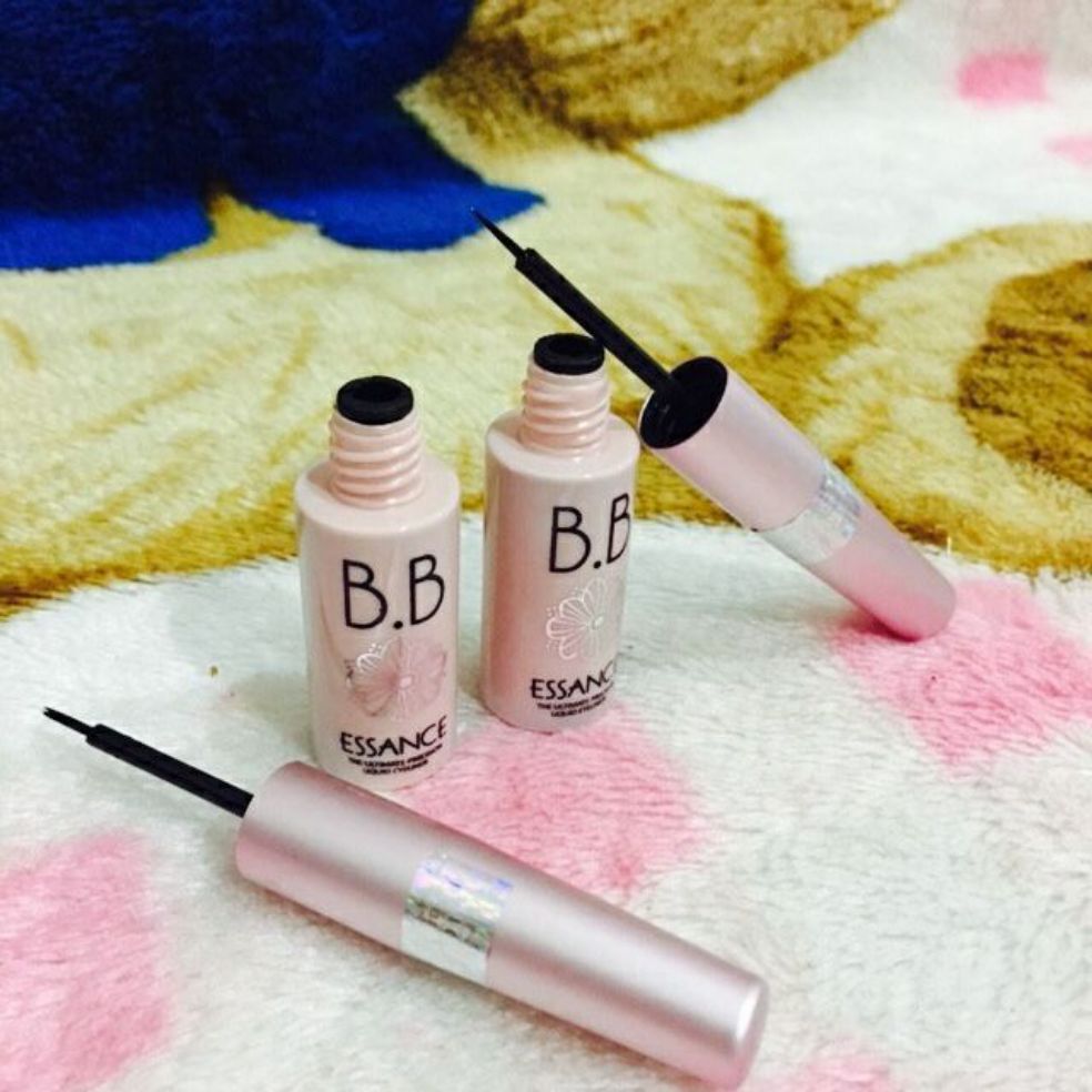 kẻ mắt nước BB ESSANCE
