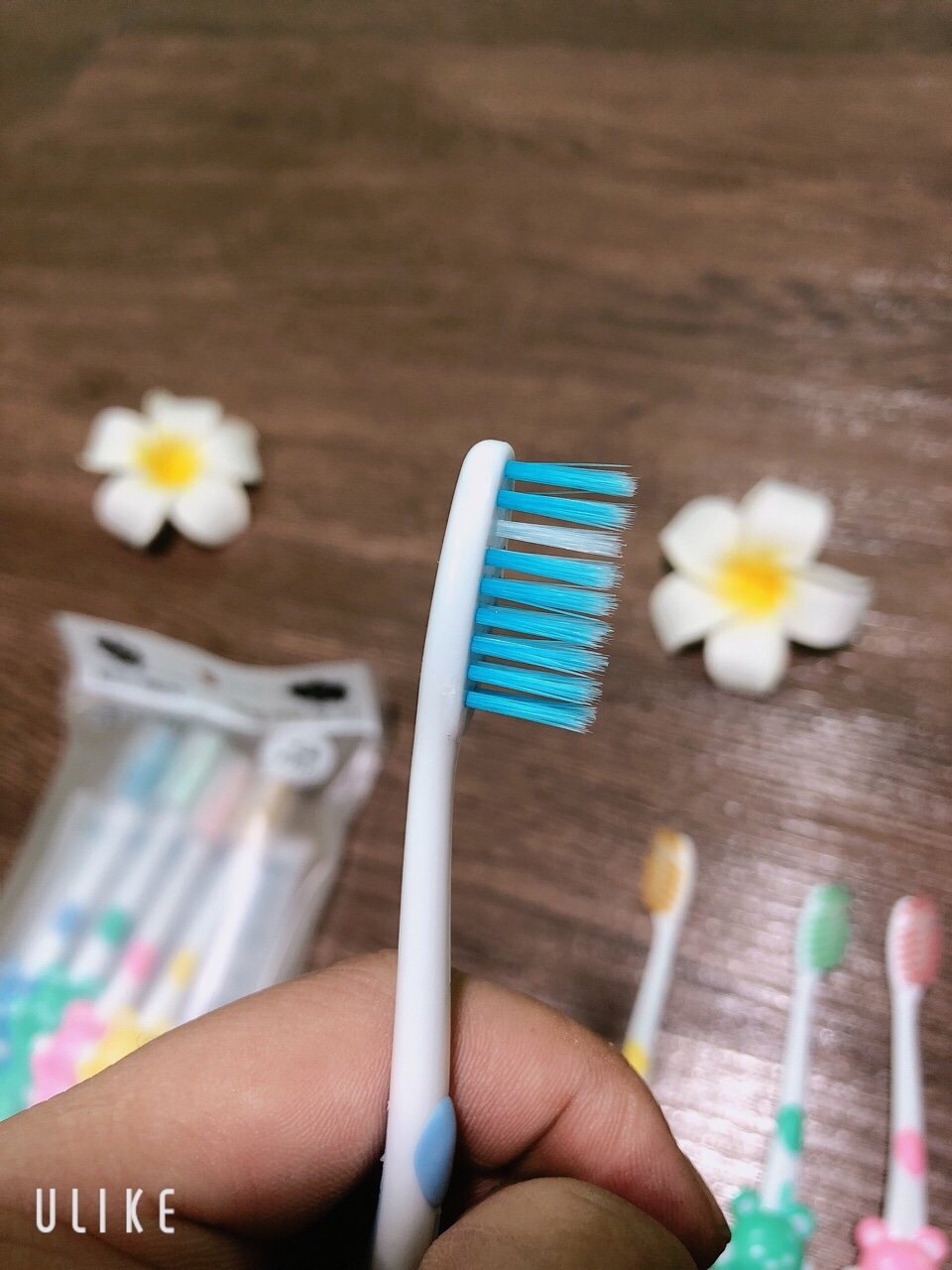 set 4 bàn chải cho bé