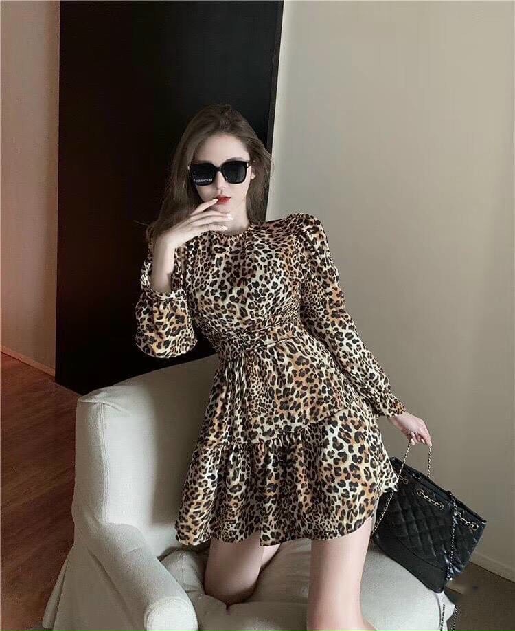 Đầm rằn ri tay phồng cổ cao cực chất TTSA0972