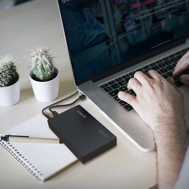 Orico 3588US3  Vỏ đựng ổ cứng HDD box 3.5 USB 3.0 (Đen)