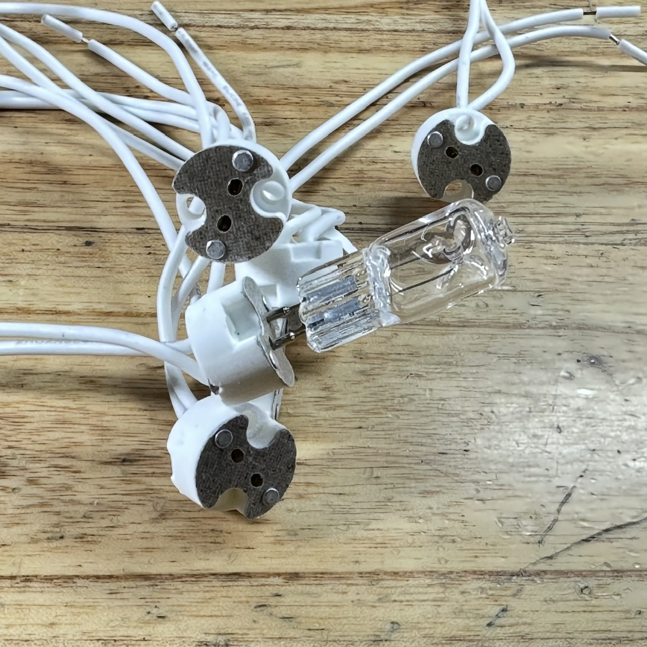 Combo 3 Đế cắm bóng halogen, đèn xông tinh dầu