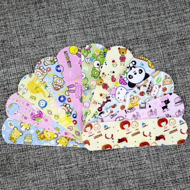 Hộp 120 Miêng Băng Dán Cá nhân Băng Dán Hoạt Hình Cute Cho Bé