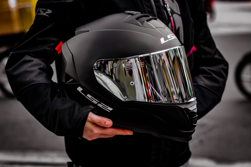 MŨ BẢO HIỂM LS2 FF800 STORM - Màu đen mờ