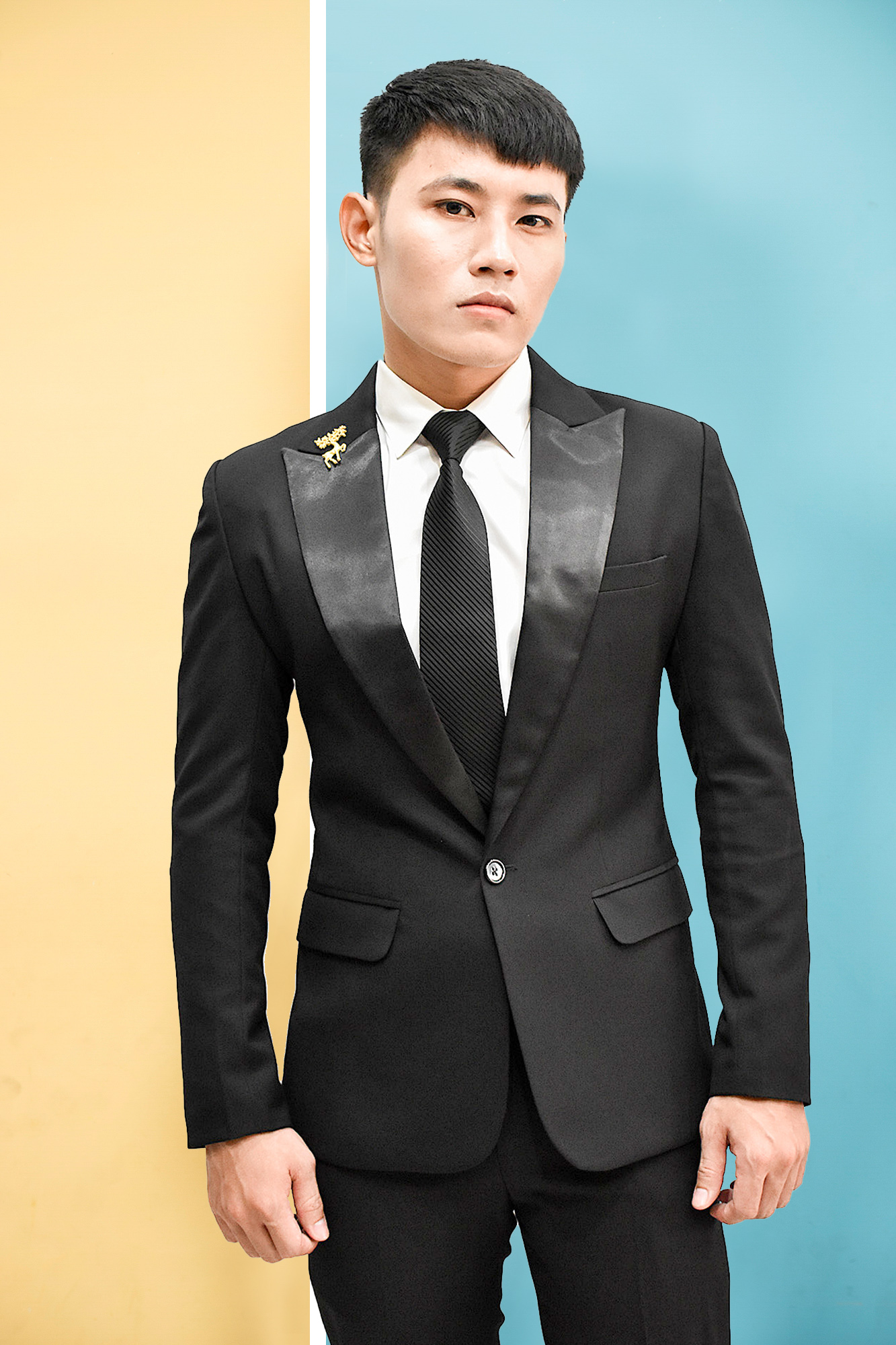 Áo vest nam ôm body màu đen ve phi đen cá tính