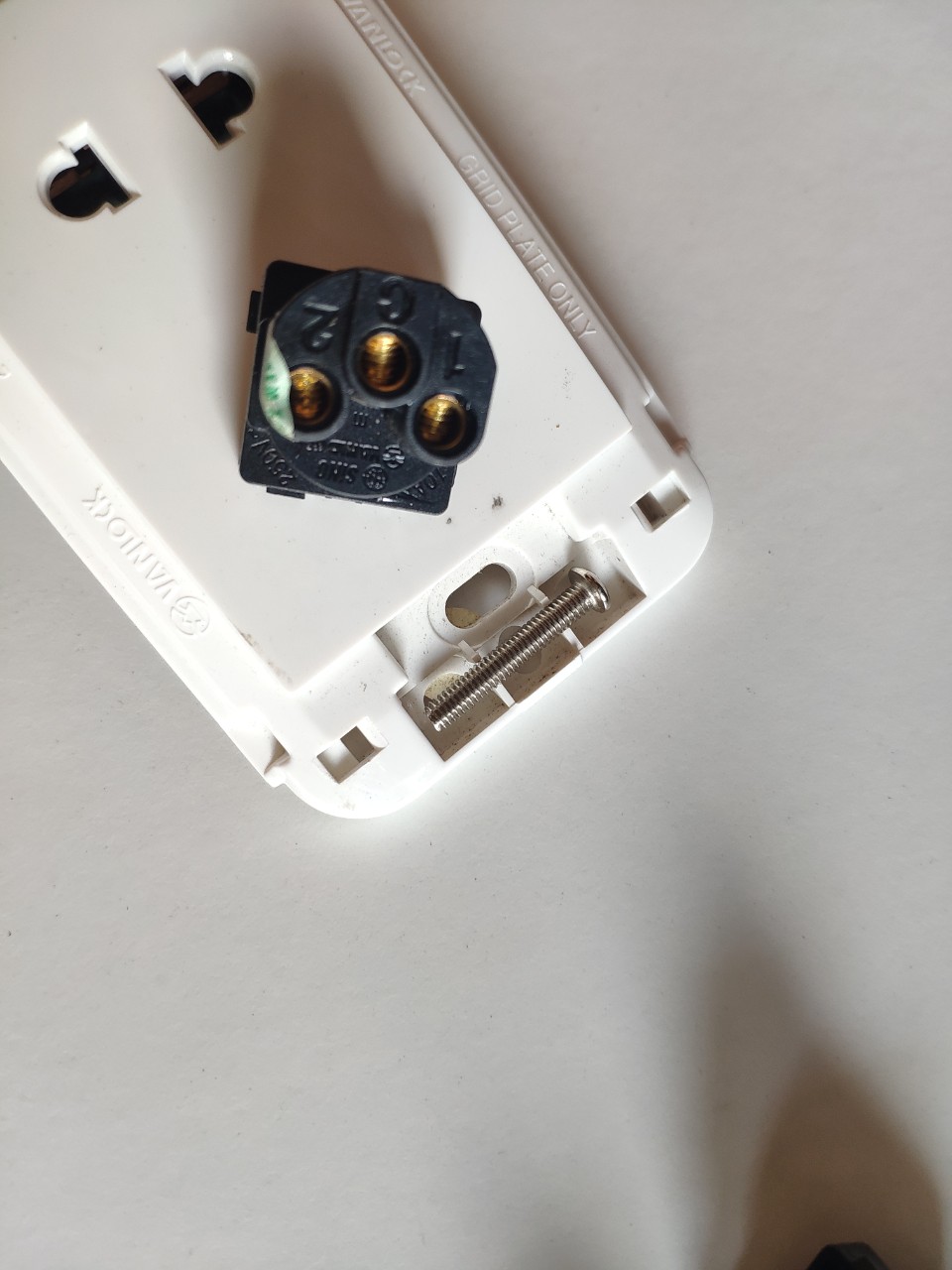 công tắc 3 cực sino