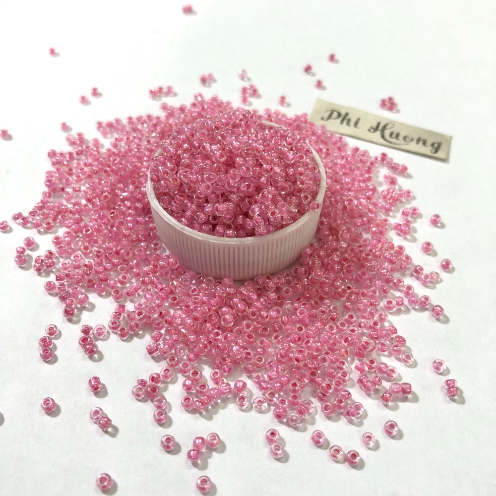 Gói 50gr hạt cườm tấm 2mm nhiều màu trang trí quần áo phụ kiện