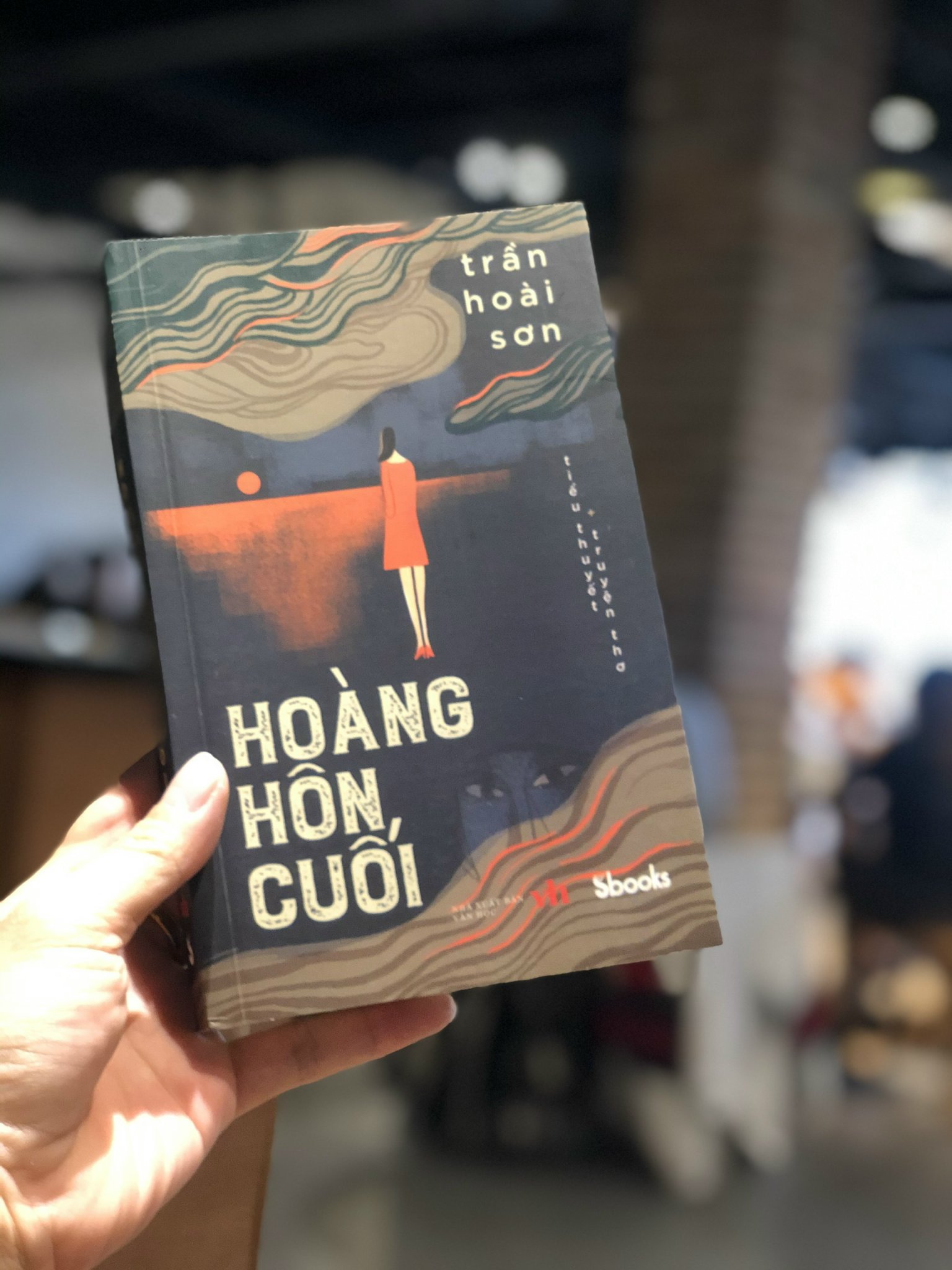Sách - Hoàng Hôn Cuối - SBOOKS