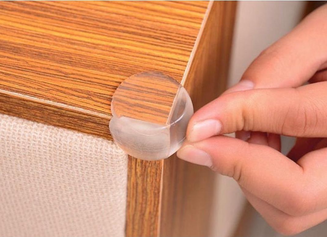 Miếng bọc cạnh bàn silicon - miếng bịt góc bàn mặt cười