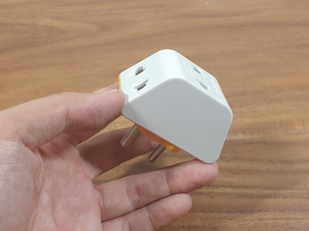 Phích Cắm Ổ Cắm Chia 3 2200W SOPOKA