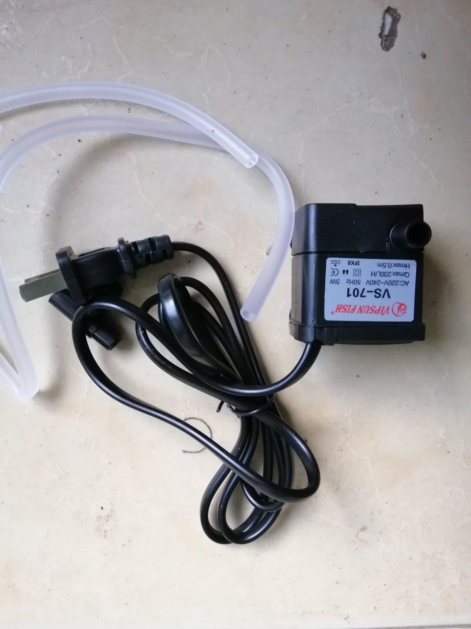 [HCM]Máy Bơm Mini VS701 ( 3W) sử dụng cho Hồ Cá-Bể Cá