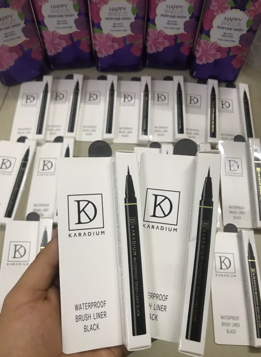 BÚT DẠ KẺ MẮT KARADIUM WATERPROOF BRUSH LINER