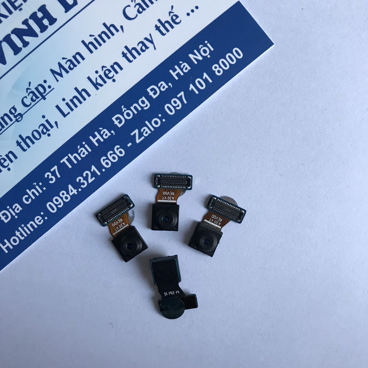 Camera trước samsung a20