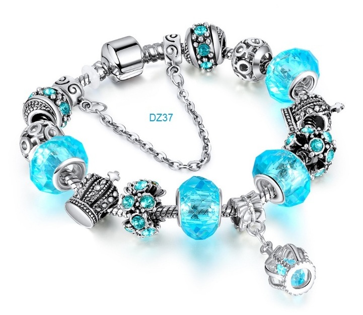 Vòng tay nữ đính hạt Charm DZ37