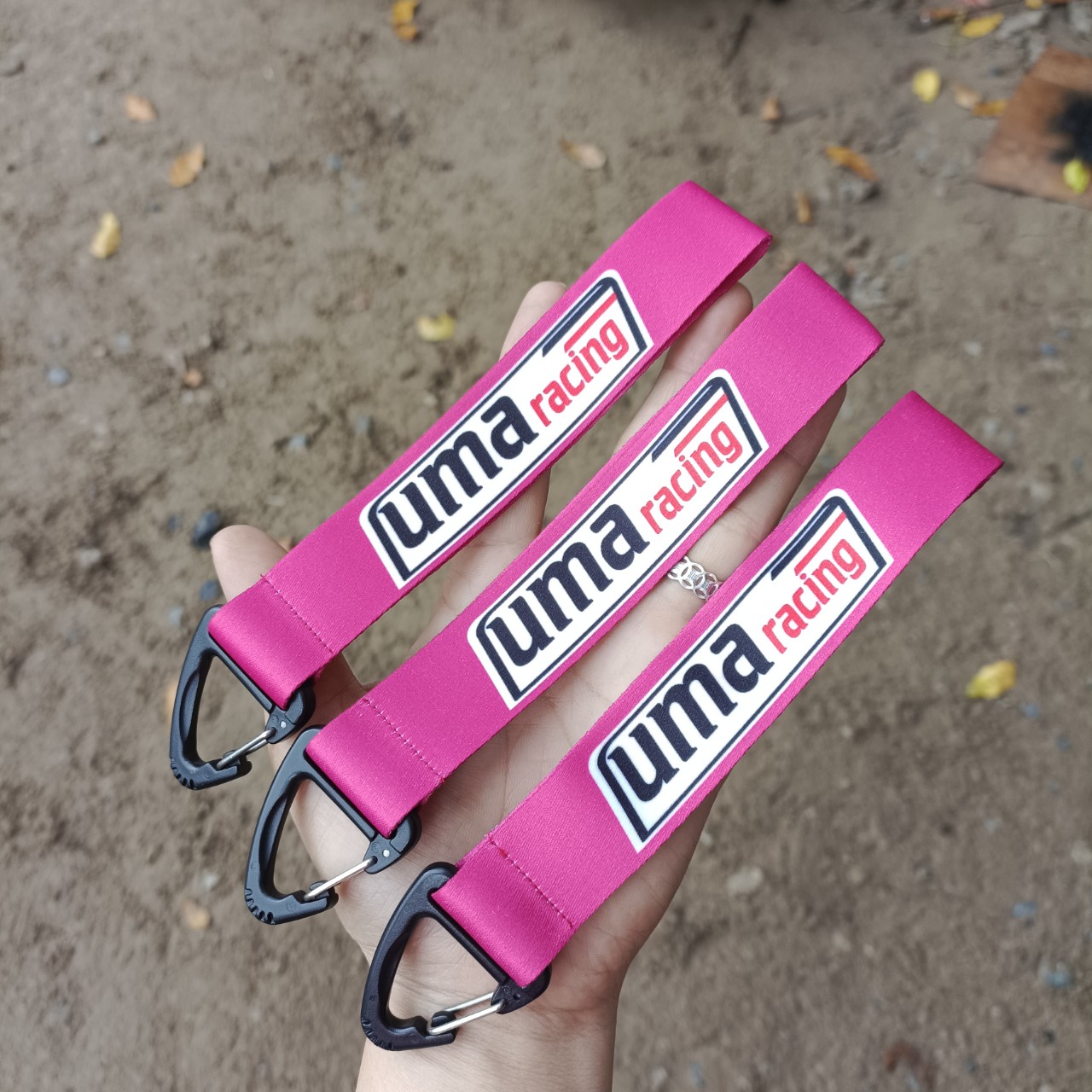 Móc khóa UMA RACING in 3D 2 mặt chữ